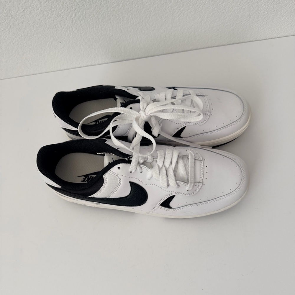 Nike Gamma Force White Black Women Lifestyle Shoes Sneakers DX9176-100 Sz 9.5 - Picture 2 of 8